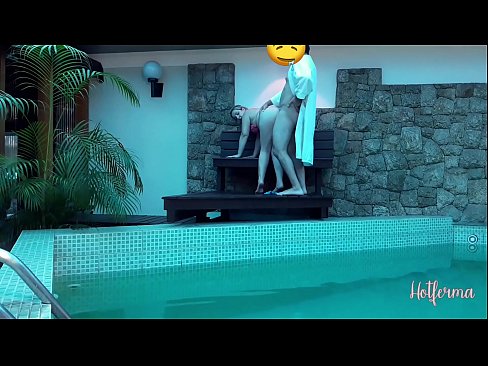 ❤️ Boss hovuza qulluqçu dəvət edir, lakin isti müqavimət göstərə bilmədi ❌ Porn video az.sexeey.ru